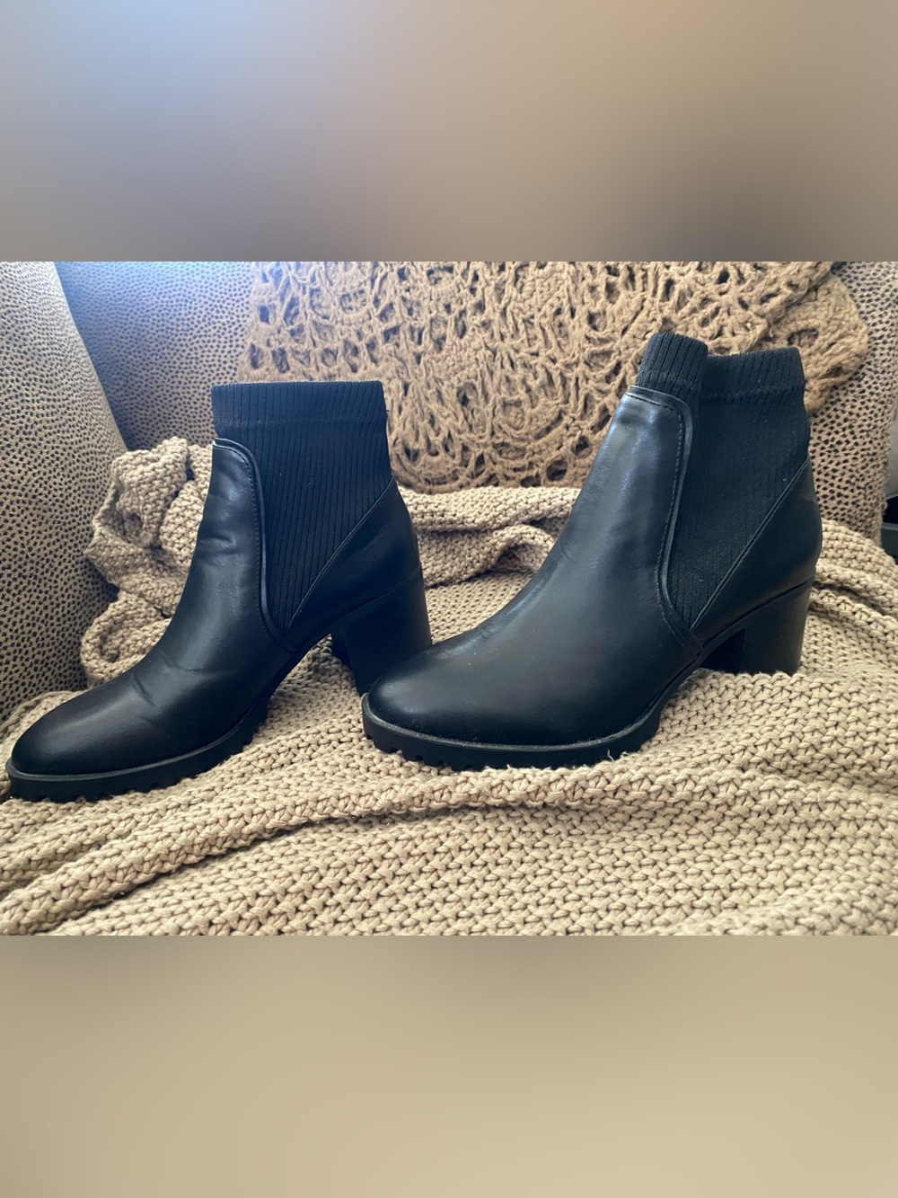 Zara TRF lug sole black booties 39 8 NEW